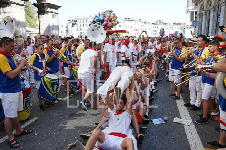 Lire la suite à propos de l’article Fêtes de Bayonne : Concours de bandas