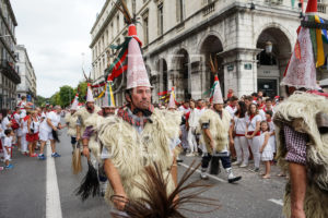 Théo Cheval 2017 Fêtes de Bayonne – Défilé des Bandas et Géants 16