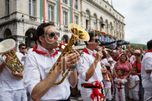 Théo Cheval 2017 Fêtes de Bayonne – Défilé des Bandas et Géants 33