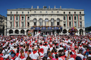Théo Cheval 2017 Fêtes de Bayonne – Réveil Roi Léon 14