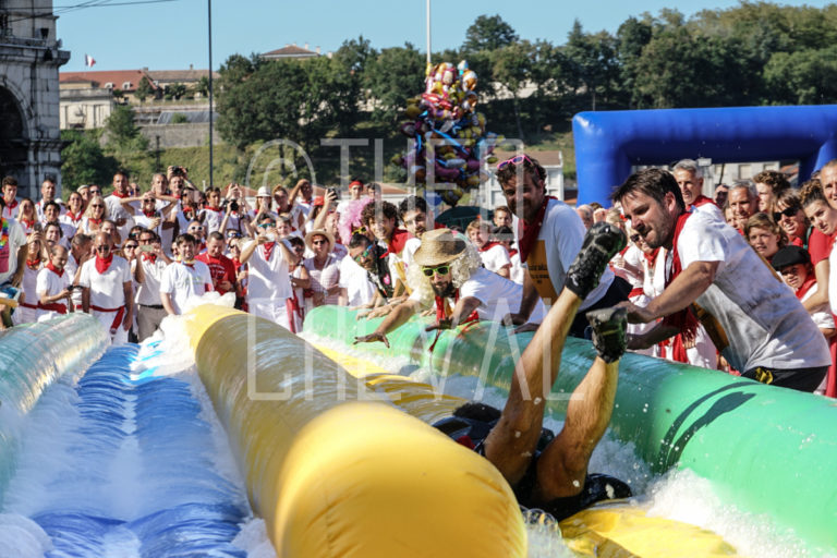 Lire la suite à propos de l’article Fêtes de Bayonne : Triath’Drole