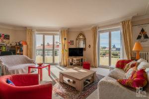 theo cheval 2019 – century 21 – grand appartement biarritz -02