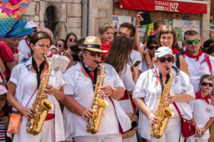 ©Théo Cheval 2019 – Fêtes de Bayonne – Bandas (HD) 18
