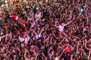 ©Théo Cheval 2019 – Fêtes de Bayonne – Concert Manau 16