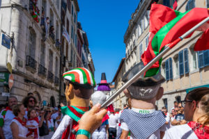 ©Théo Cheval 2019 – Fêtes de Bayonne – Défilé Géants & Bandas 17