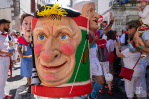©Théo Cheval 2019 – Fêtes de Bayonne – Défilé Géants & Bandas 19