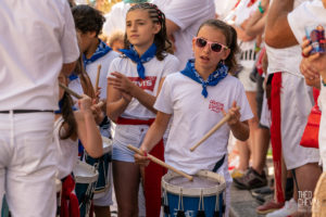 ©Théo Cheval 2019 – Fêtes de Bayonne – Défilé Géants & Bandas 31