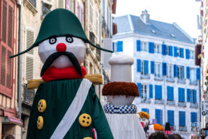 ©Théo Cheval 2019 – Fêtes de Bayonne – Défilé Géants & Bandas 40